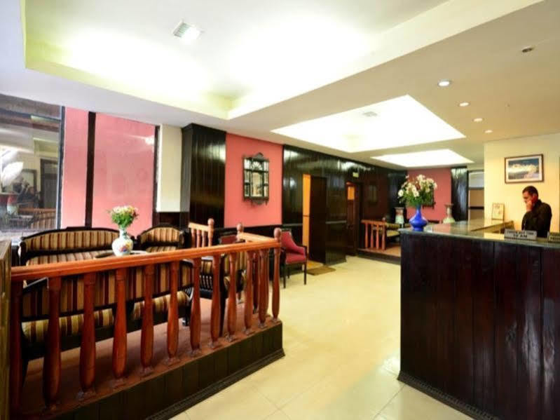 Himalaya Hotel Nainital Buitenkant foto