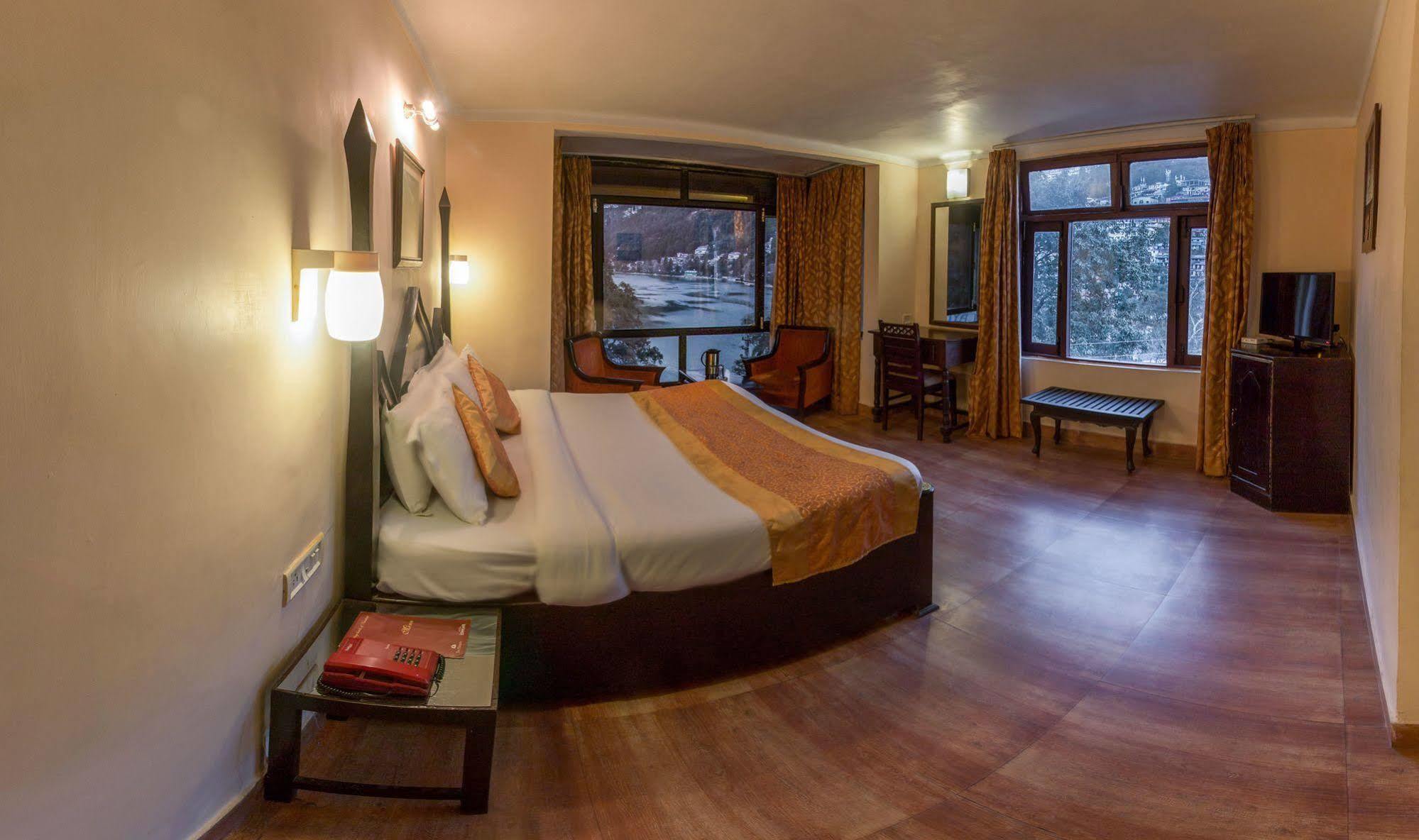 Himalaya Hotel Nainital Buitenkant foto