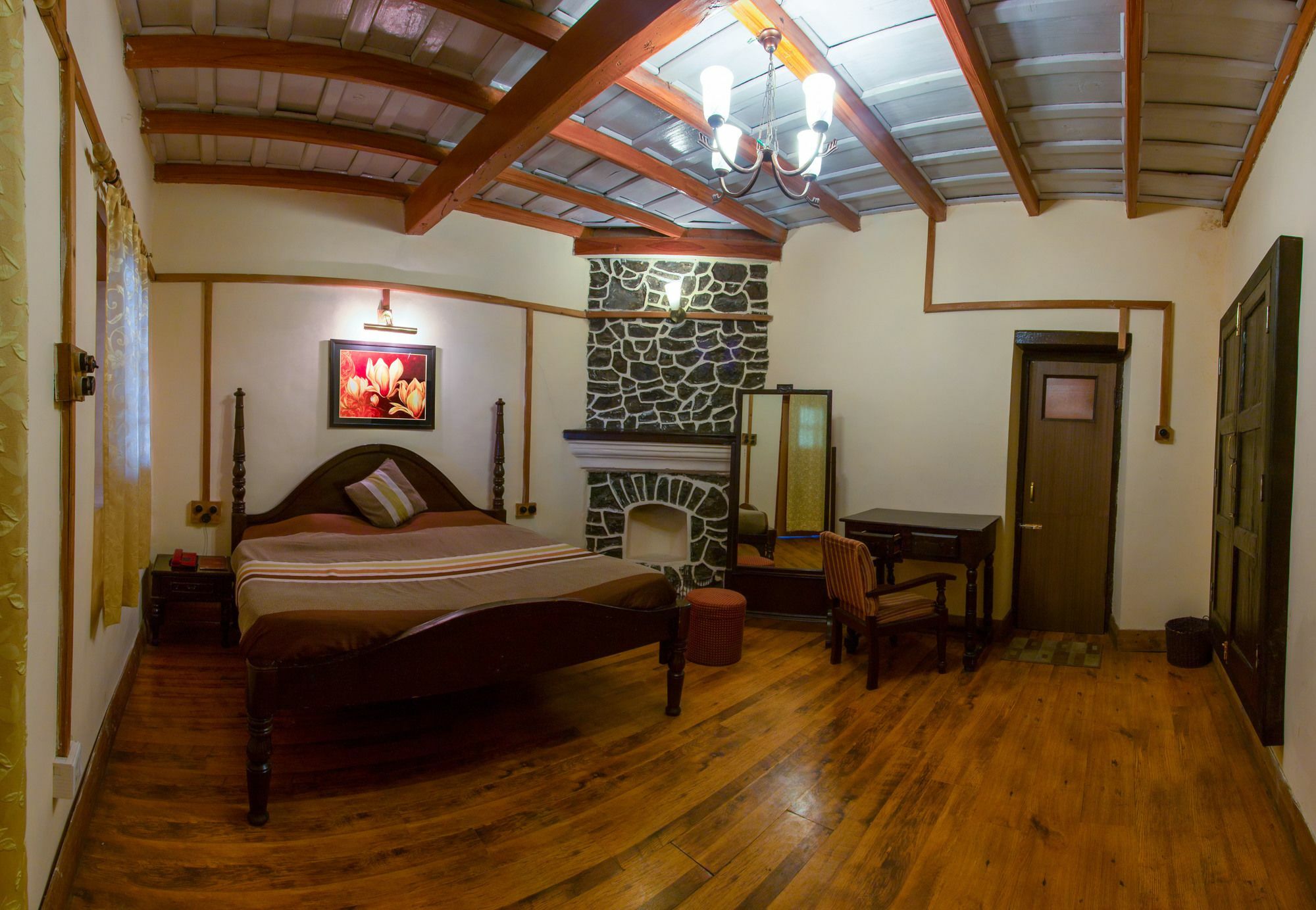 Himalaya Hotel Nainital Buitenkant foto